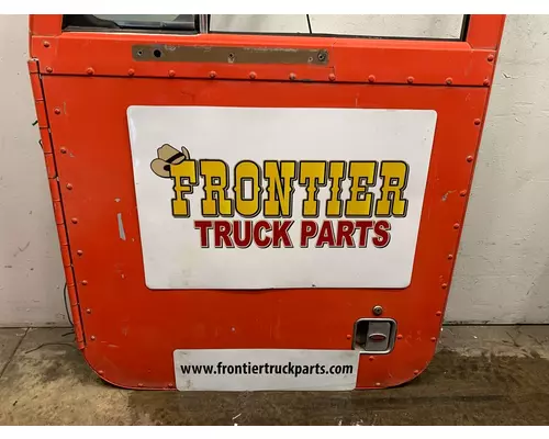 PETERBILT 378 Door Assembly, Front