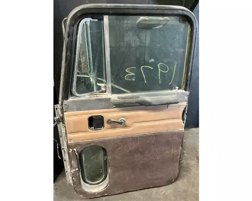 PETERBILT 378 Door Assembly, Front