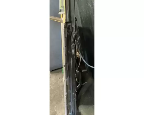 PETERBILT 378 Door Assembly, Front