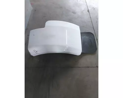 PETERBILT 378 FENDER EXTENSION