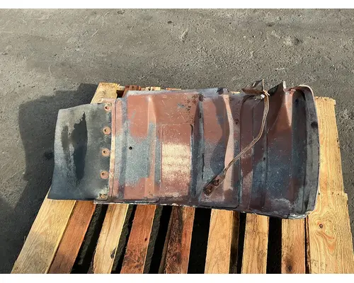 PETERBILT 378 Fender Extension