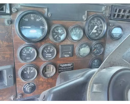 PETERBILT 378 GAUGE CLUSTER