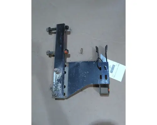 PETERBILT 378 HOOD BRACKET