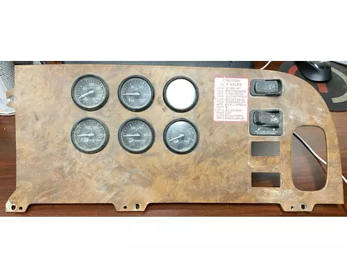 PETERBILT 378 Instrument Cluster