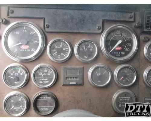 PETERBILT 378 Instrument Cluster