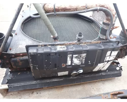 PETERBILT 378 Radiator
