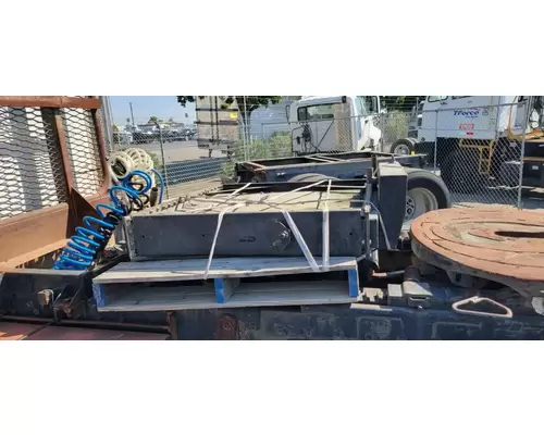 PETERBILT 378 Radiator