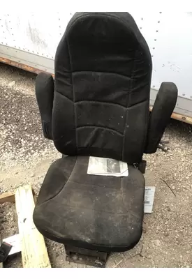 PETERBILT 378 SEAT, FRONT