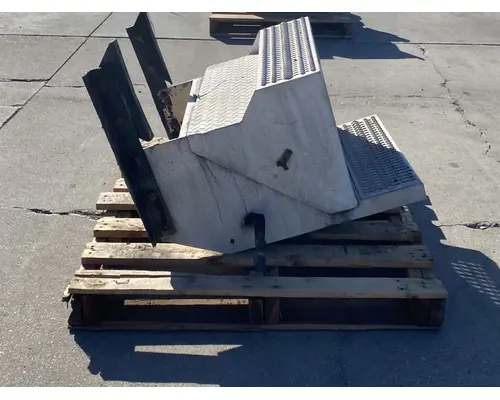 PETERBILT 378 Tool Box