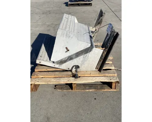 PETERBILT 378 Tool Box