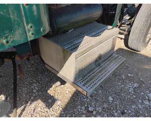 PETERBILT 378 Tool Box