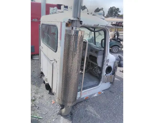PETERBILT 379 EXHD CAB