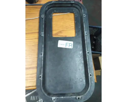 PETERBILT 379 EXHD INTERIOR PARTS, MISC.