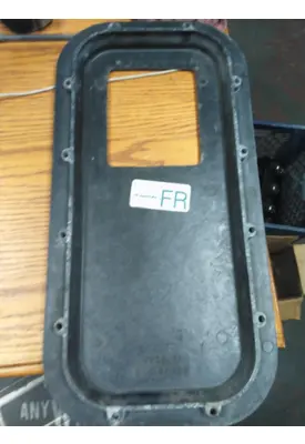 PETERBILT 379 EXHD INTERIOR PARTS, MISC.