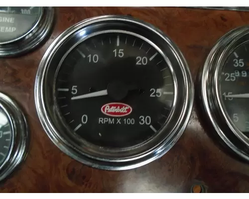 PETERBILT 379_Q43-6011-003 Tachometer