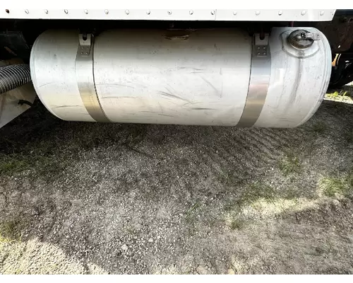 PETERBILT 379 UltraCab Fuel Tank