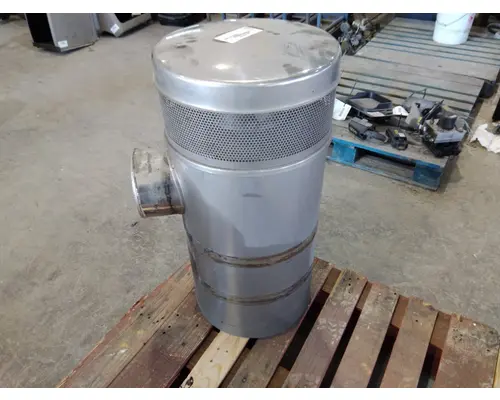 PETERBILT 379 AIR CLEANER