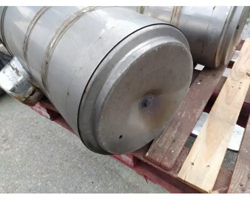 PETERBILT 379 AIR CLEANER
