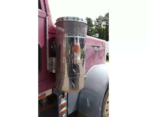 PETERBILT 379 AIR CLEANER