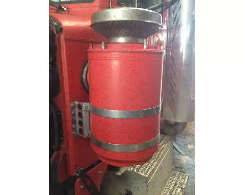 PETERBILT 379 Air Cleaner  Air Filter housing