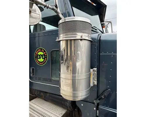 PETERBILT 379 Air Cleaner