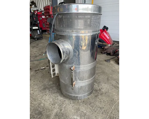 PETERBILT 379 Air Cleaner