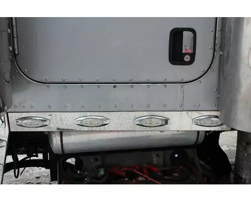 PETERBILT 379 Air Tank