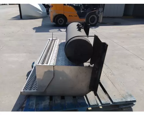 PETERBILT 379 BATTERY BOX