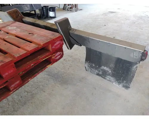 PETERBILT 379 BUMPER ASSEMBLY, REAR