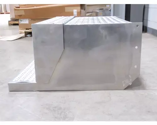 PETERBILT 379 Battery Box