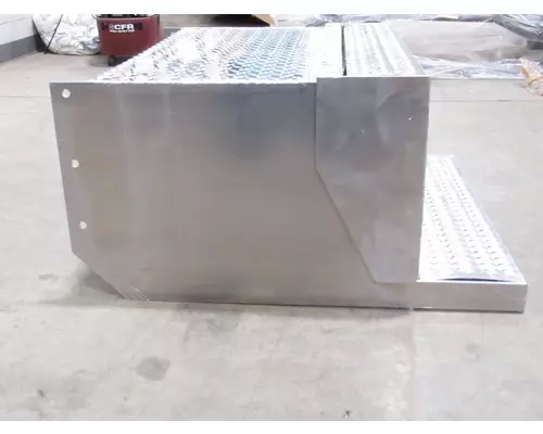 PETERBILT 379 Battery Box