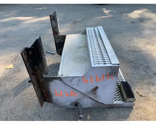 PETERBILT 379 Battery Box