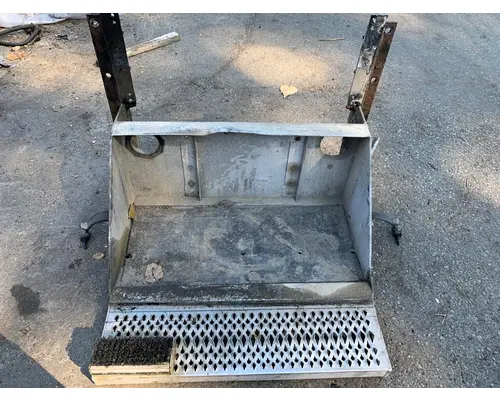 PETERBILT 379 Battery Box
