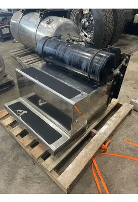 PETERBILT 379 Battery Box