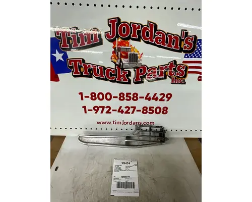 PETERBILT 379 Brackets, Misc.