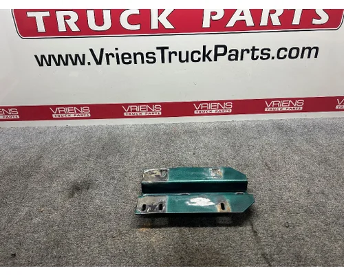 PETERBILT 379 Brackets, Misc.