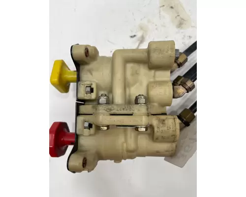 PETERBILT 379 Brake Proportioning Valve