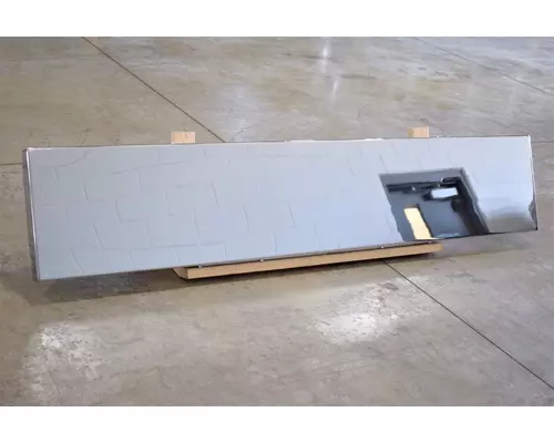 PETERBILT 379 Bumper Assembly, Front
