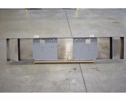 PETERBILT 379 Bumper Assembly, Front