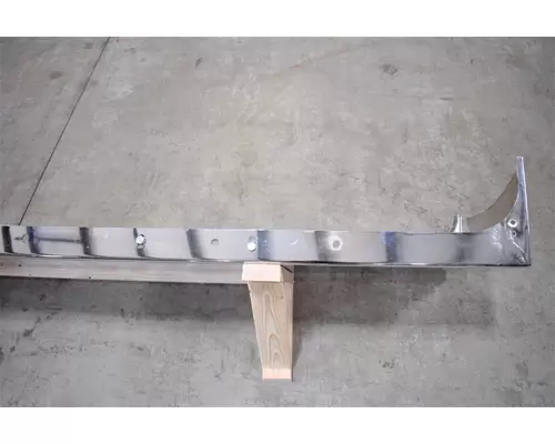 PETERBILT 379 Bumper Assembly, Front