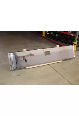 PETERBILT 379 Bumper Assembly, Front
