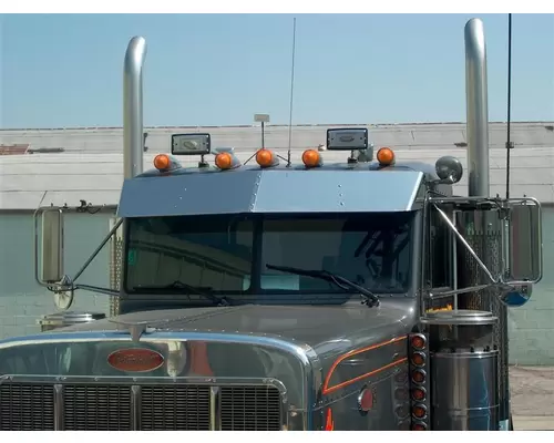 PETERBILT 379 CAB CLIP