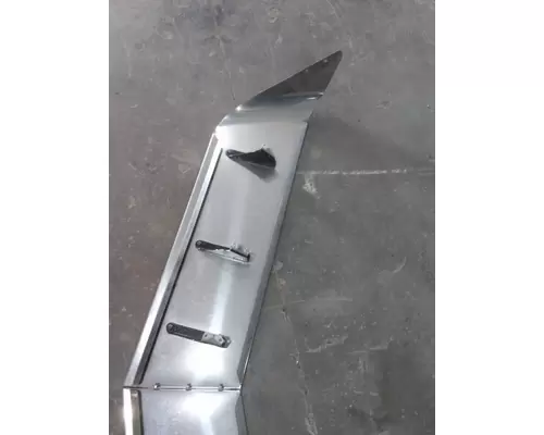 PETERBILT 379 CAB CLIP