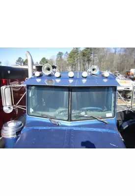 PETERBILT 379 CAB CLIP
