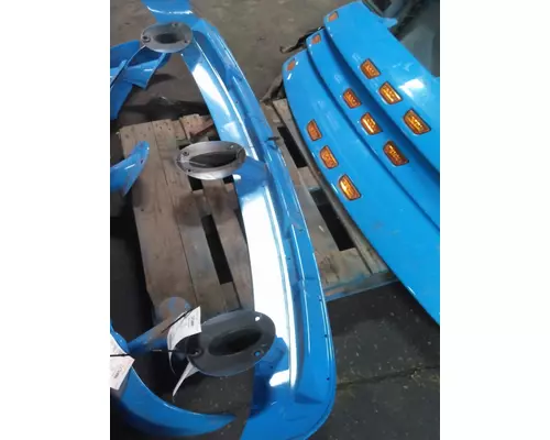 PETERBILT 379 CAB CLIP