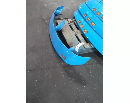 PETERBILT 379 CAB CLIP