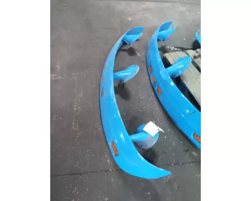 PETERBILT 379 CAB CLIP