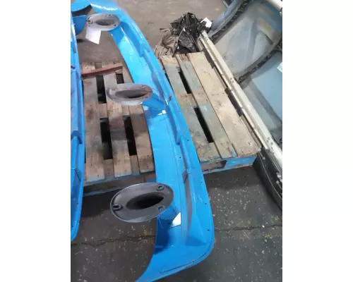 PETERBILT 379 CAB CLIP