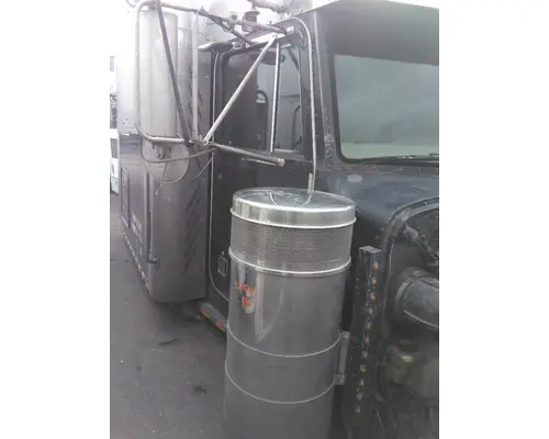 PETERBILT 379 CAB