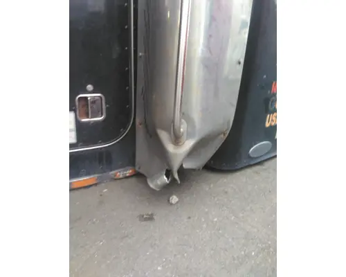 PETERBILT 379 CAB